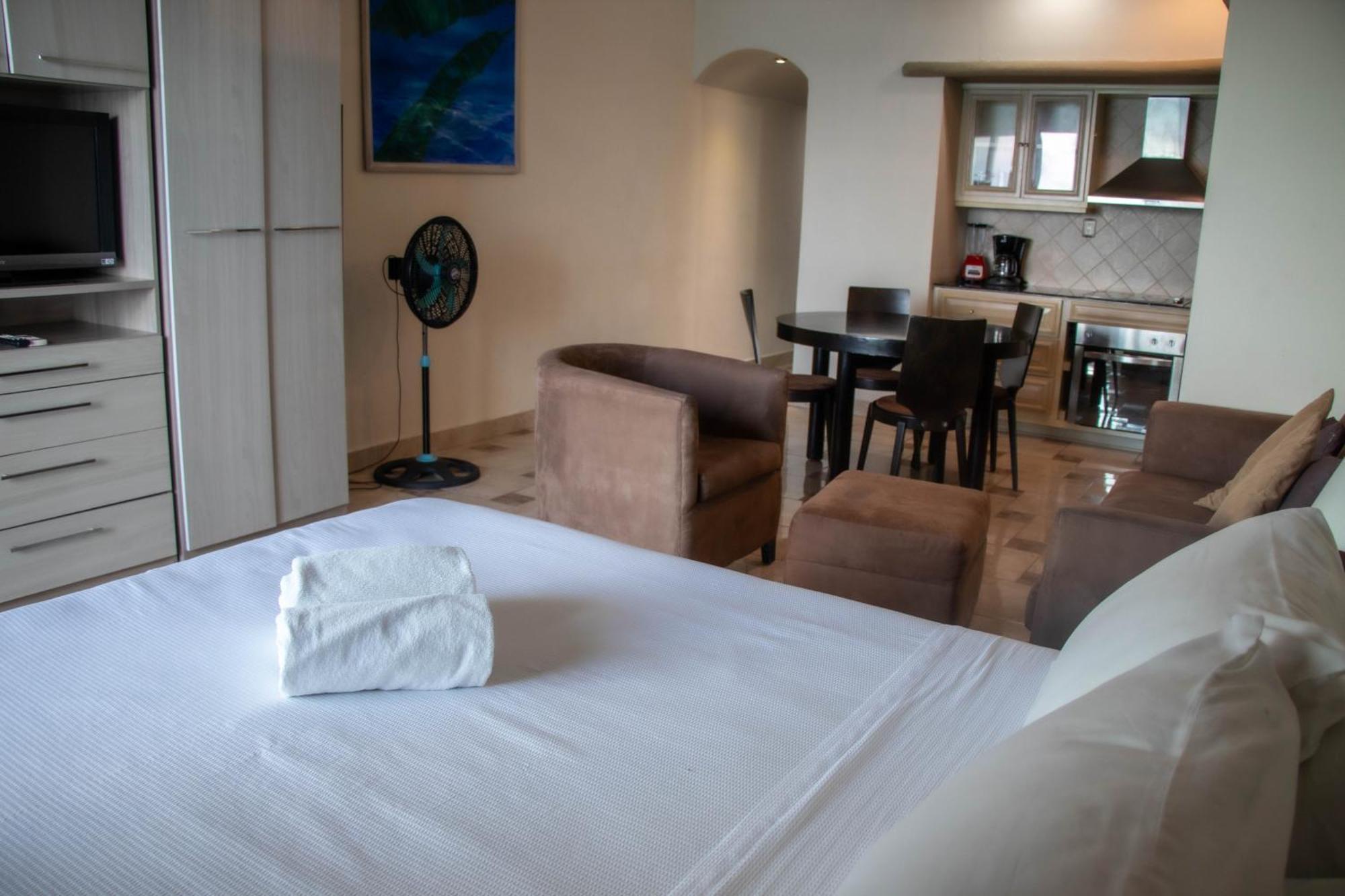 Beachfront Apartments Cancún Cameră foto