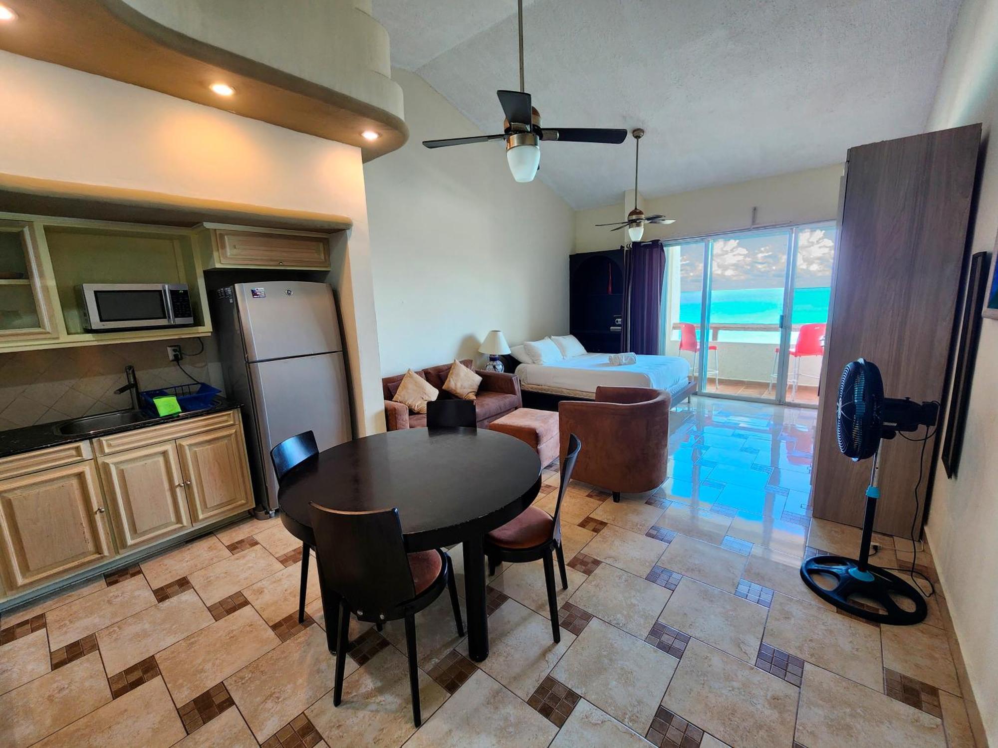 Beachfront Apartments Cancún Cameră foto